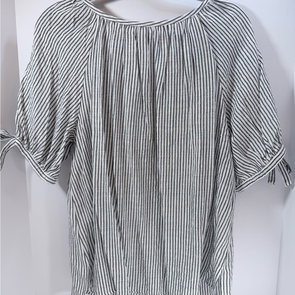 Max Studio Oversized Black and White Striped Blouse - Picture 3 of 9